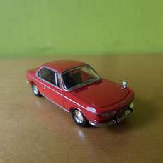 PCX   H0 870028 BMW 2000 CS rood