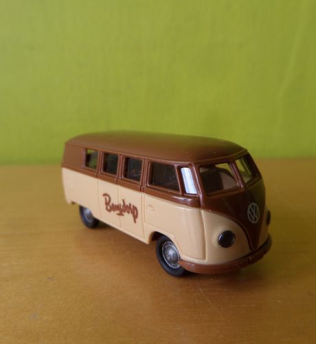 Brekina H0 VW bus T1  "Bensdorp"