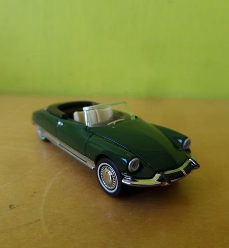Brekina H0 14228 Citroen DS cabrio