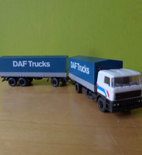 Wiking H0 27468  Daf 3300 "Daf trucks"