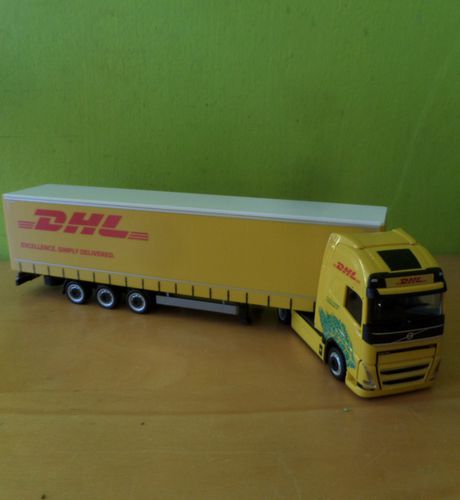 Herpa H0 318952  Volvo FH GL Electric DHL