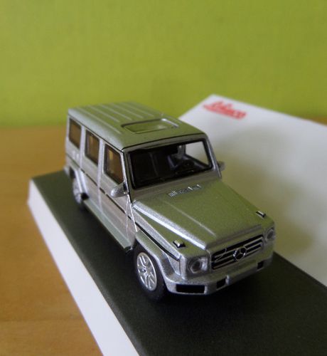 Schuco H0 26764 Mercedes G zilver