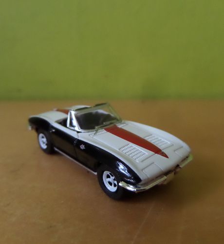 Brekina H0 18029 Chevrolet Corvette C2