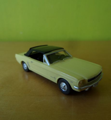 Wiking H0 20599 Ford Mustang Cabrio