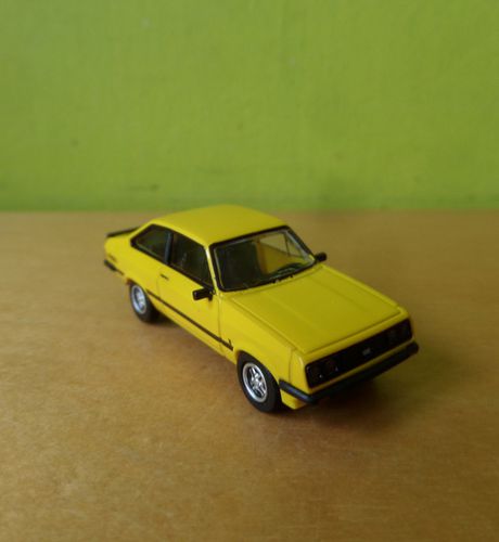 PCX H0 870721  Ford Escort MK 2 RS 2000