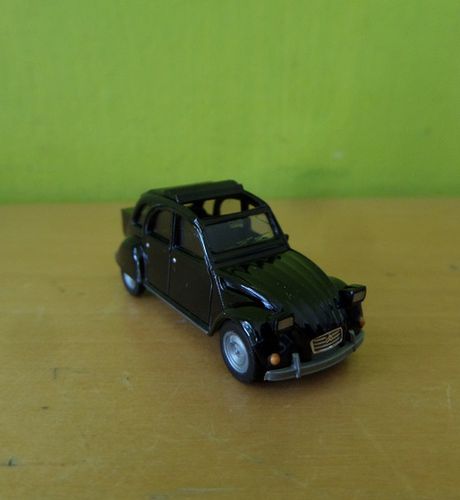 Herpa H0 027632 Citroen 2cv zwart