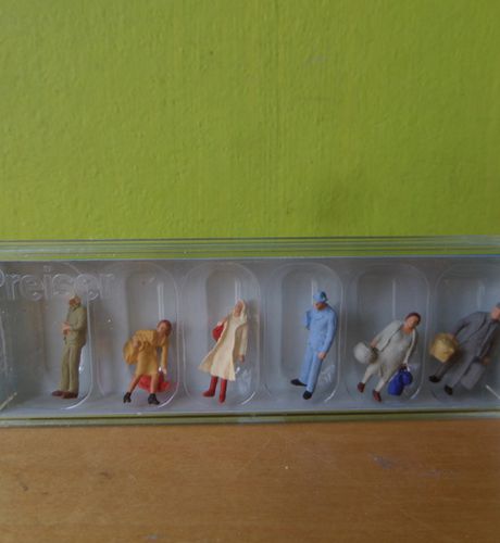 Preiser H0 14133 Reizigers