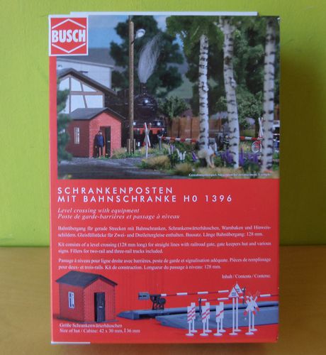 Busch H0 1396  Kleine baan overgang