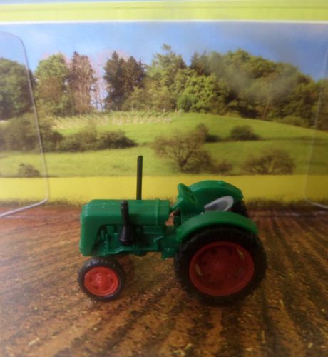 Busch N 211006710 Tractor Famulus