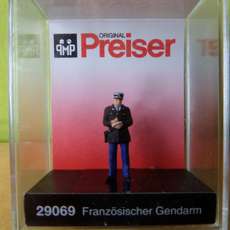 Preiser H0 29069 Franse Gendarme
