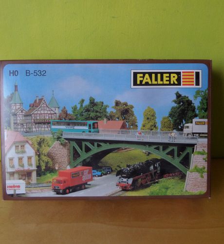 Faller H0 B-532 Stads brug