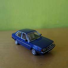 PCX H0 870822 Volvo 340  donker blauw