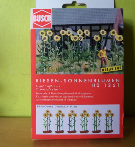 Busch H0 1261 Reuze zonnebloemen
