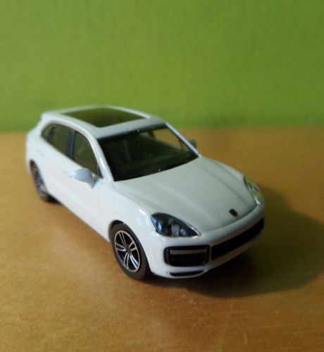 Minichamps H0 870067204 Porsche Cayenne Turbo