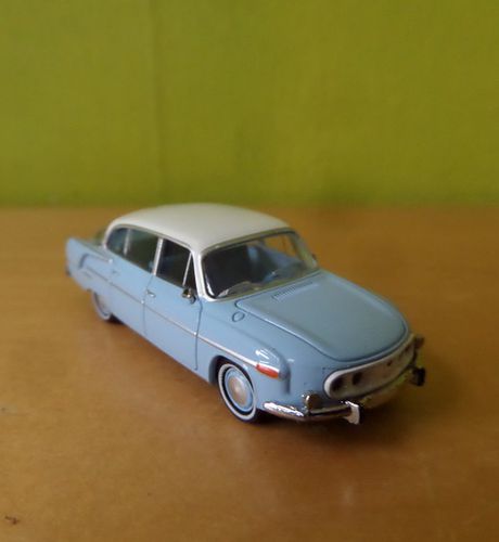 Brekina H0 27327 Tatra 603-2