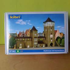Kibri N 37362 Stadsmuur met toren