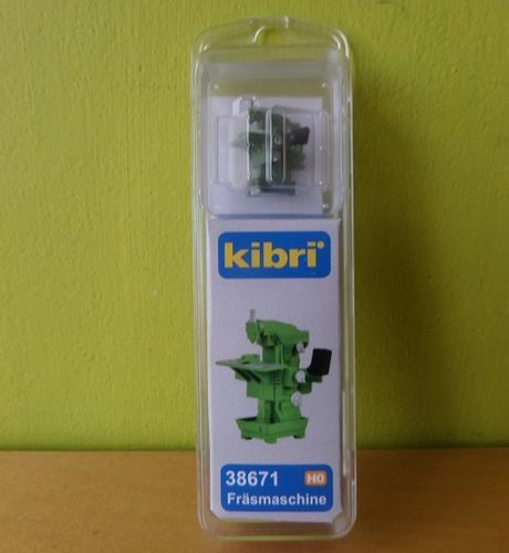 Kibri H0 38671 Frees machine