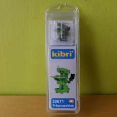 Kibri H0 38671 Frees machine