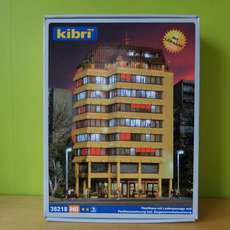 Kibri H0 38218  Hoge flat incl led licht