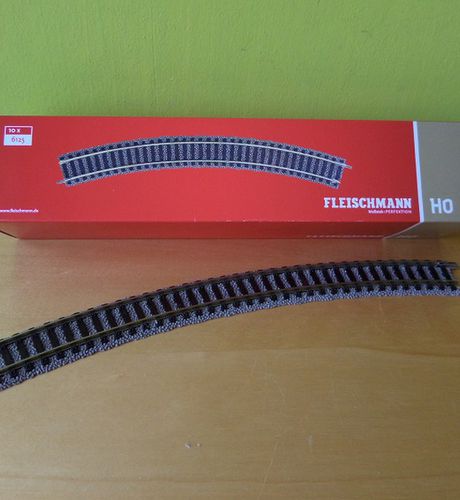 Fleischmann H0 6125 Gebogen rail R2