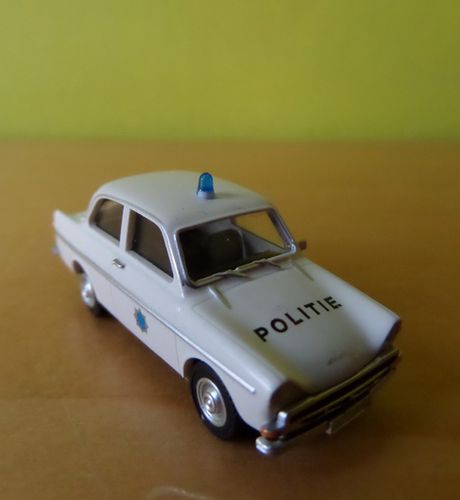 H0 Brekina DAF 750 politie policía holandesa luz azul Nuevo radiador # 27707