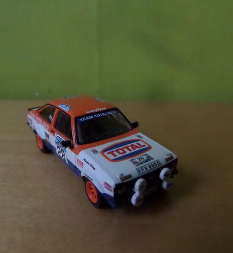 Brekina H0 19588 Ford Escort RS 1800 nr 28