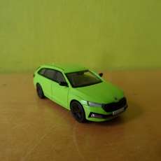 PCX H0 870597 Skoda Octavia IV Combi groen