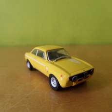 Minichamps H0 870124021 Alfa Romeo GTA junior