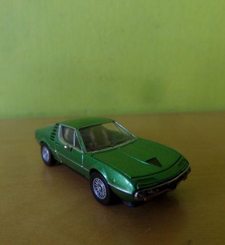 PCX H0 870359 Alfa Romeo Montreal metallic groen