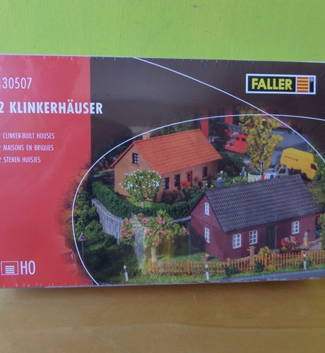 Faller H0 130507 2 Klinker huizen