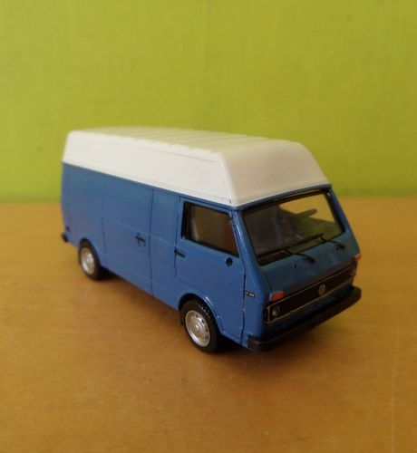 Brekina H0 34956 VW LT 35 blauw