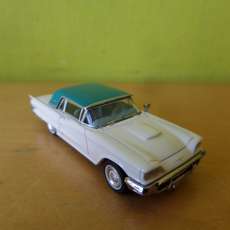 Brekina H0 18200 Ford Thunderbird Cabrio wit