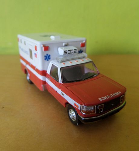 PCX H0 870362 Ford F-350 Horton Ambulance