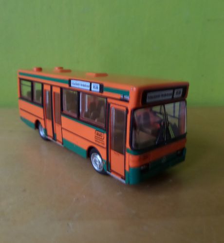 Brekina H0 52275 Mercedes O 402 Bus Stadtwerk