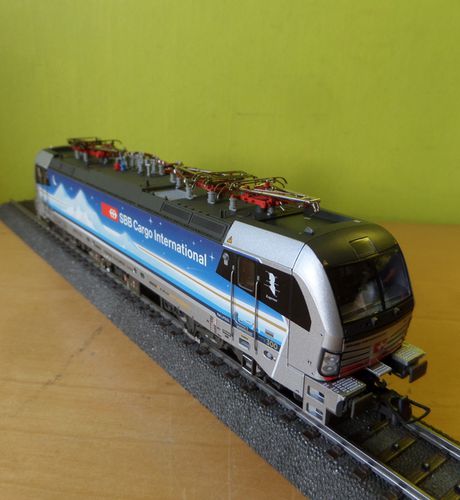 Roco H0 7500038 Eloc 192 110-4 "Railpool"
