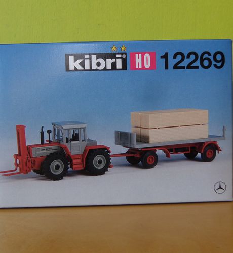 Kibri H0 12269  MB tractor met hefboom en aanhanger