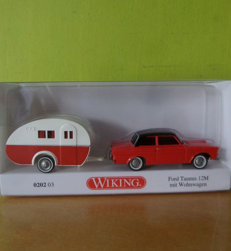 Wiking H0 20203 Ford Taunus 12 M met caravan