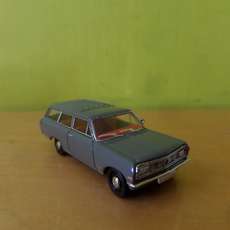 Brekina H0 20477 Opel Rekord B caravan