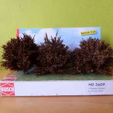 NIEUW ! Busch H0 3609 3 grote struiken Herfst
