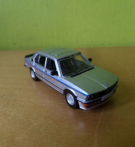 PCX H0  870093 BMW M535i