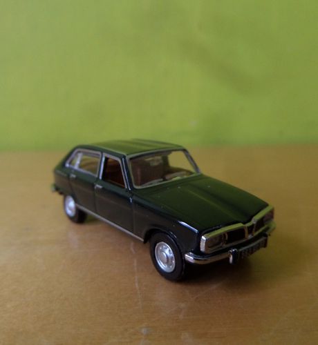 Norev H0 511691 Renault 16 donker groen