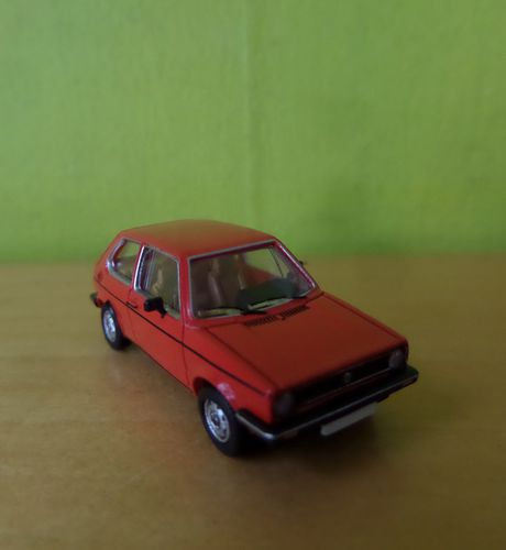 PCX H0 870525  VW Golf 1