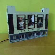 Merk ? N Brede stadsflat