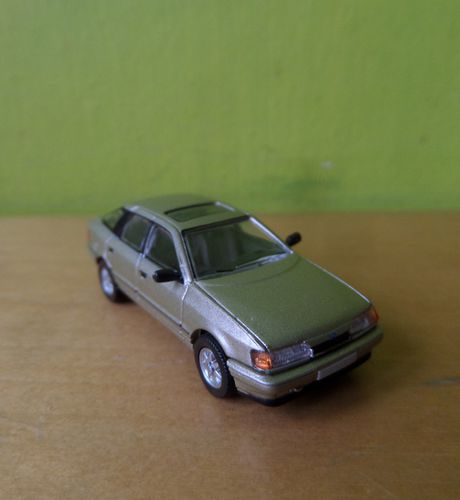 PCX H0 870627  Ford Scorpio