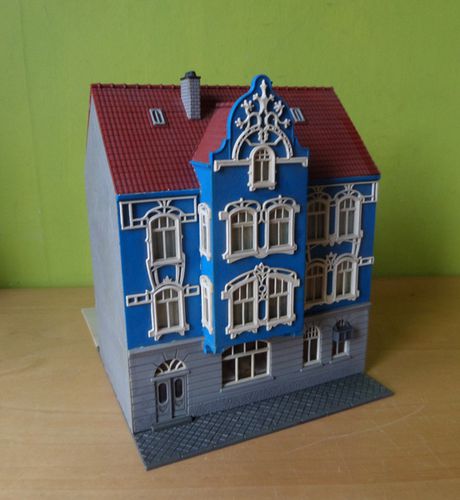 Pola H0 Stadshuis blauw