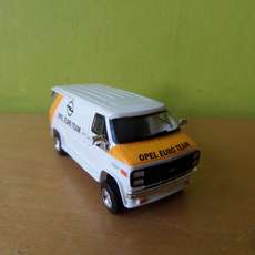 Brekina H0 18256 Chevrolet C20 Opel team