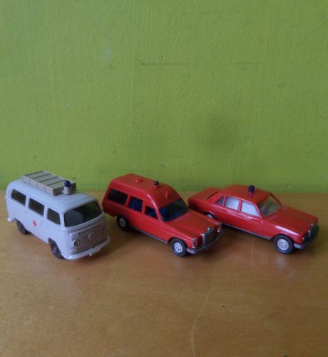 Wiking H0 Budget set 3 auto`s