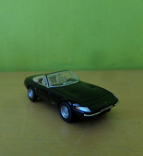 Brekina H0 22941 Ferrari Daytona GTS 4