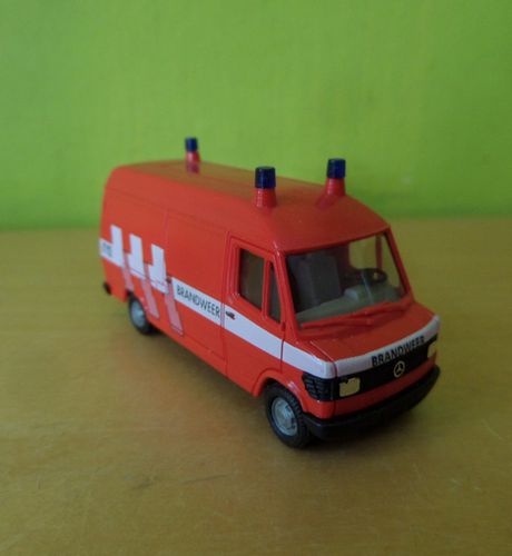 Herpa H0 043540 Mercedes T2 Vario Brandweer