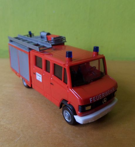 Herpa H0 97642 MB T2 LF 8 Brandweerwagen